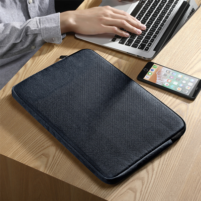 15'' GO Polyester Laptop Sleeve 07