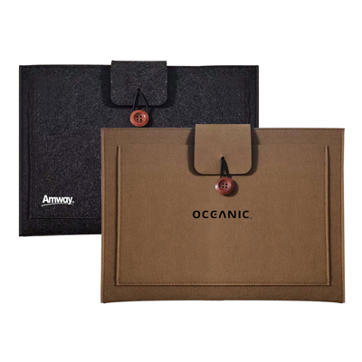 15.4'' Wool Felt Seminar Pouch 01