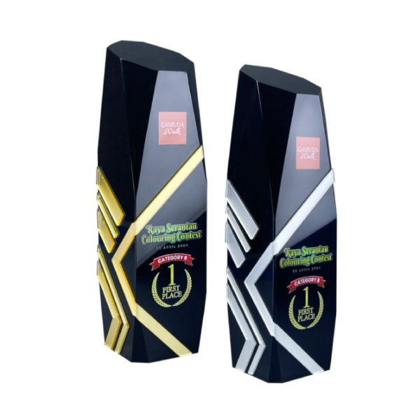 Square Honor Series Type 34 Trophy 01