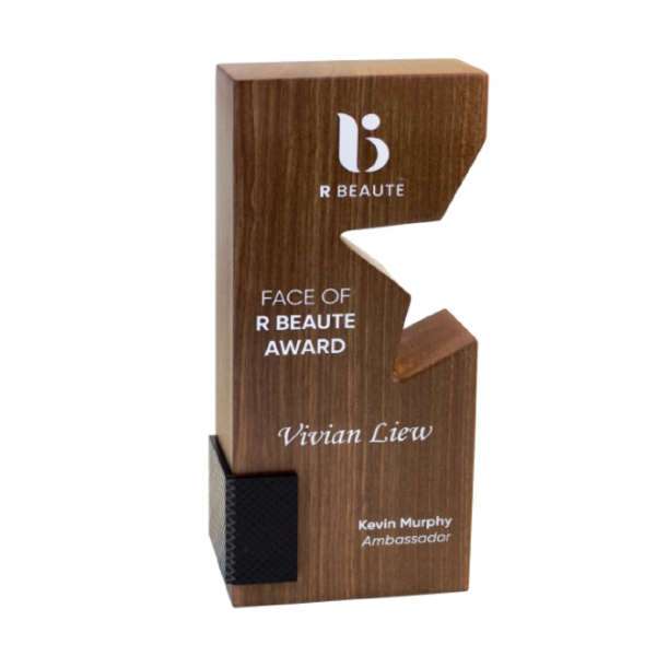 Wood Series Type 18 Trophy 01